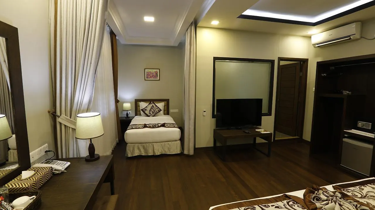 Cloud 10 Boutique Hotel Rangoon 2*,