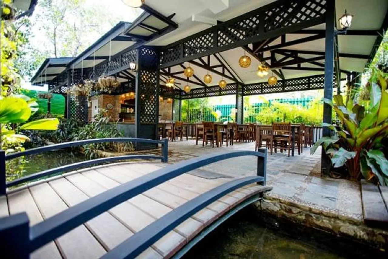 Cloud 10 Boutique Hotel Rangoon