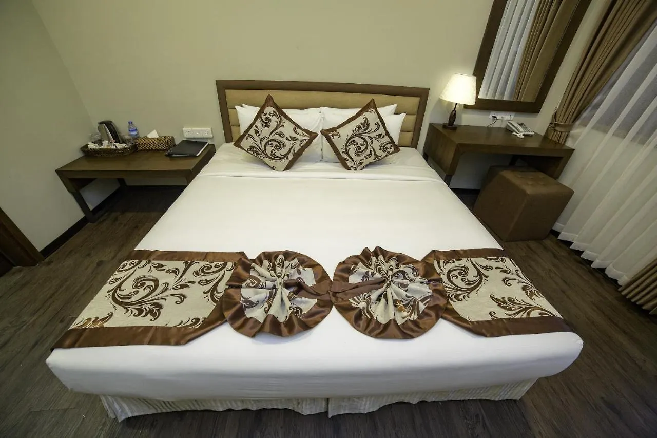 Cloud 10 Boutique Hotel Rangoon