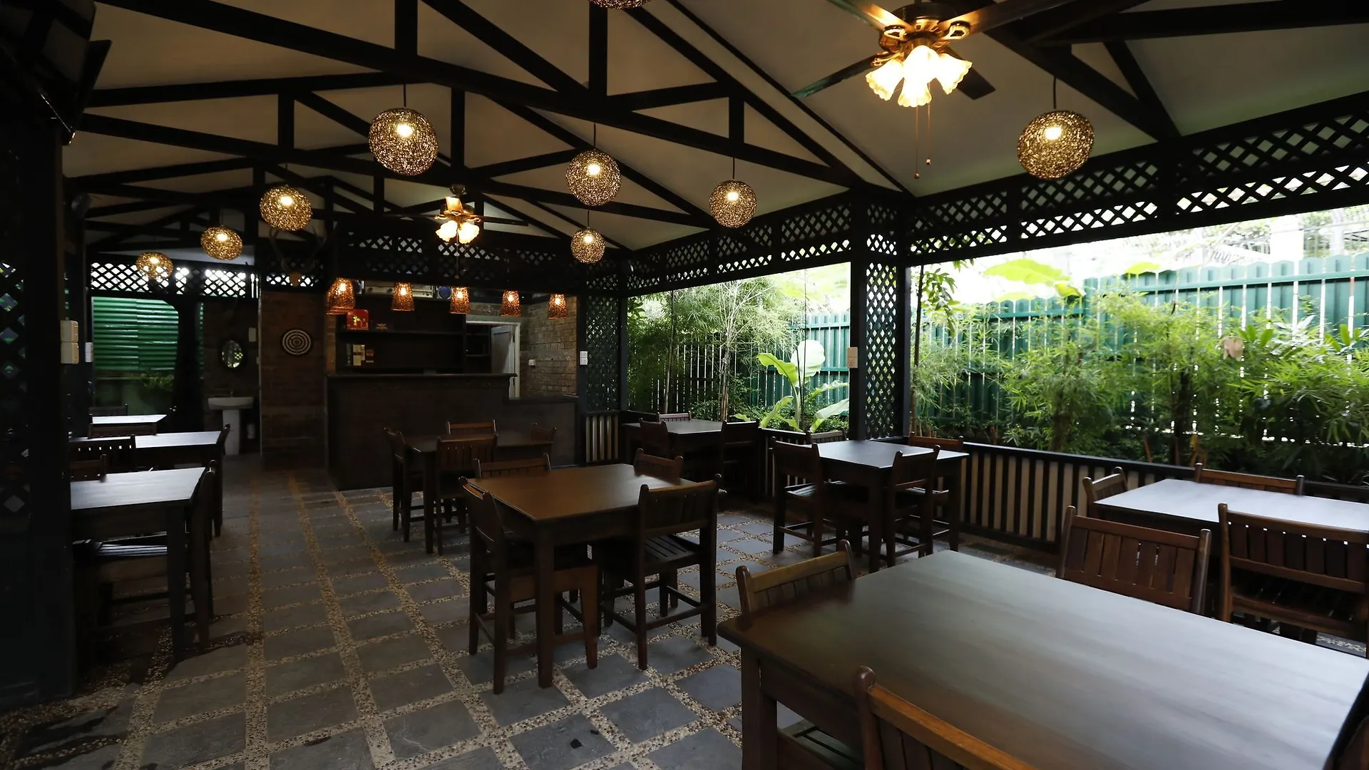 Cloud 10 Boutique Hotel Rangoon